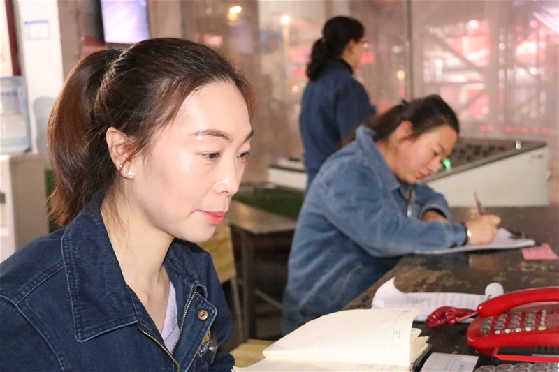 让咱们把核心留给她们